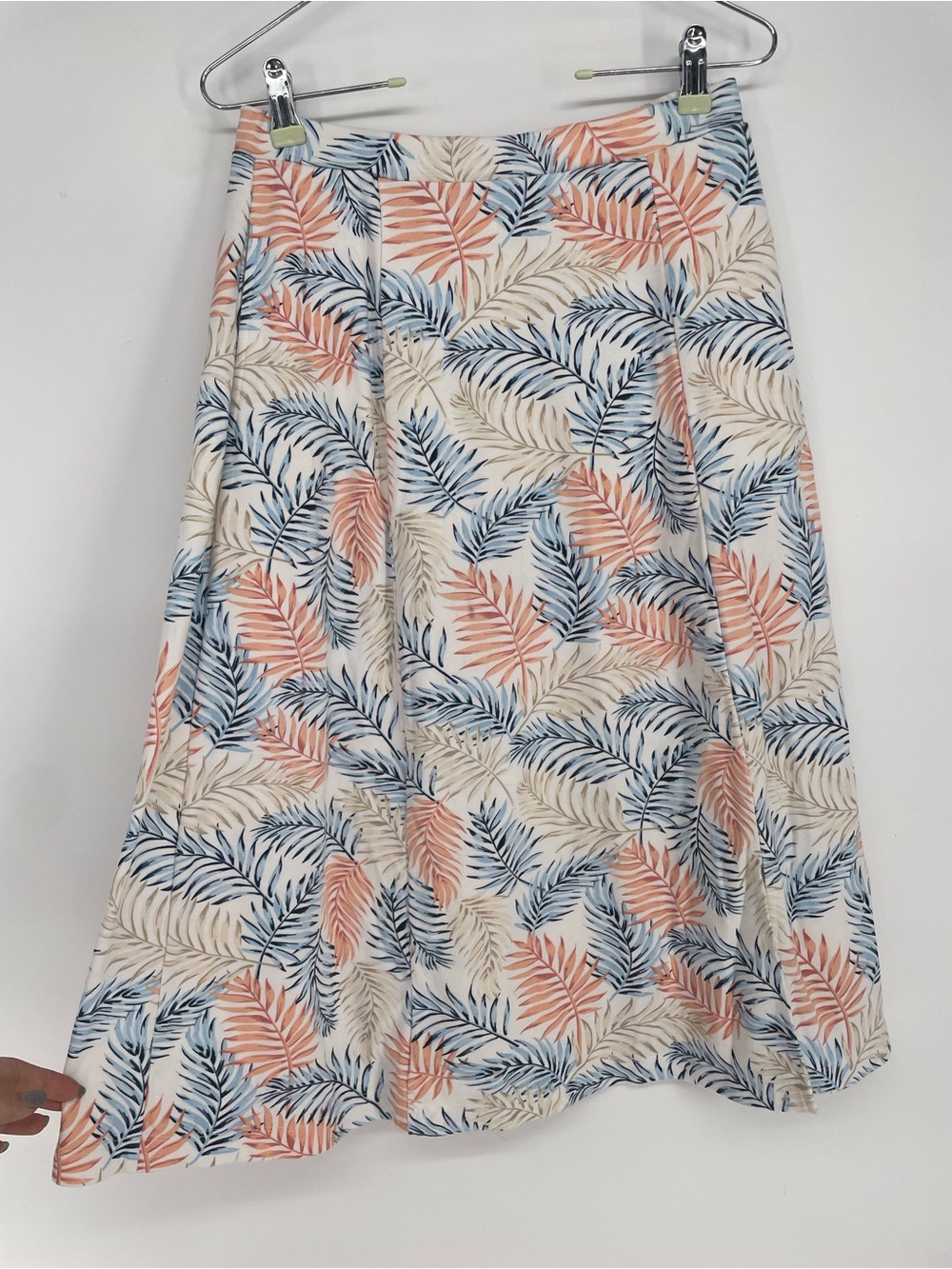 Ultra Softs Tropical Leaf Print A-Line Casual Stretch Skirt With Slit & Pockets